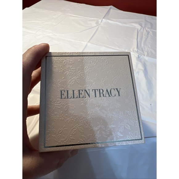 Ellen Tracy Quartz Watch